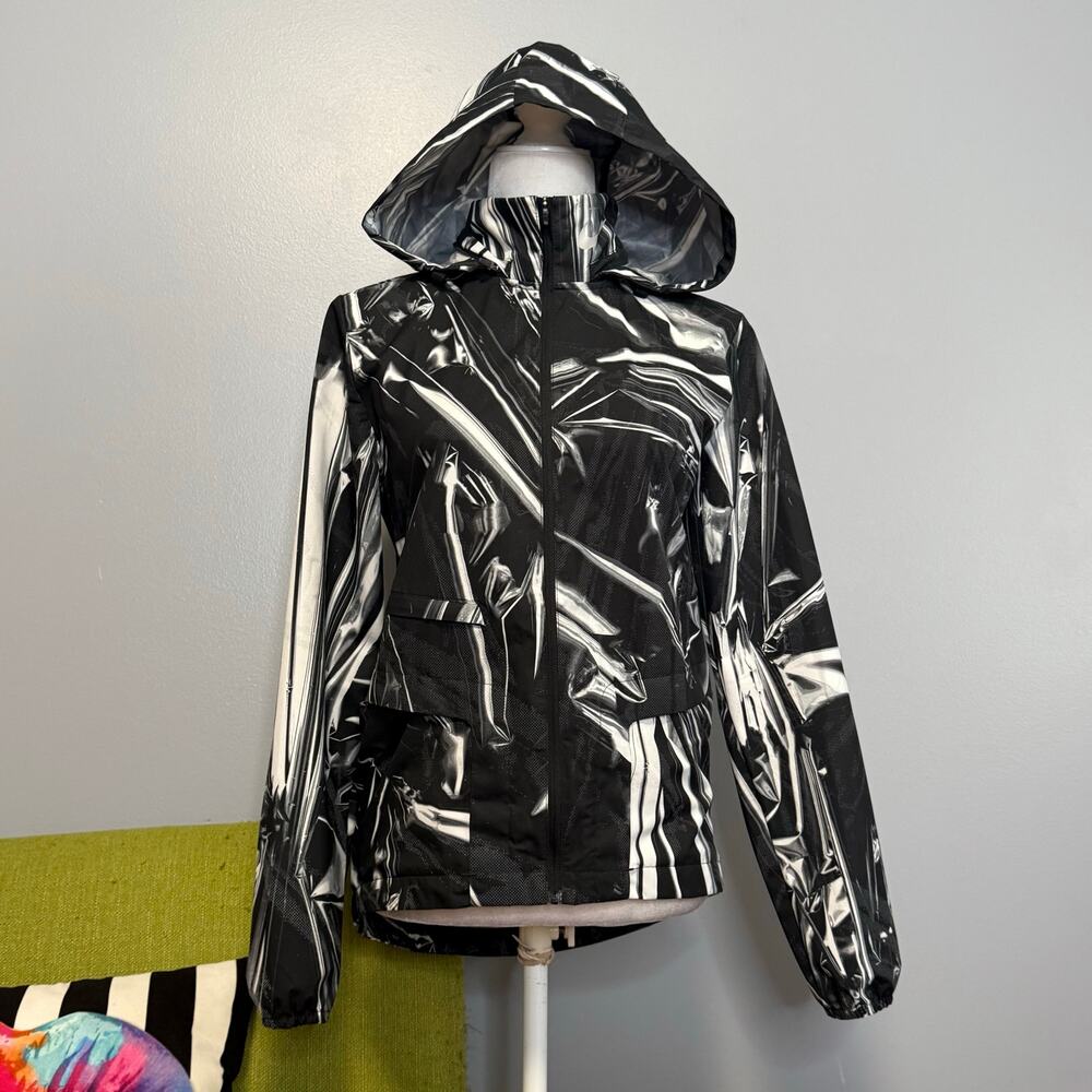 Nike Shield Black White Full Zip Running Windbreaker Jacket XS